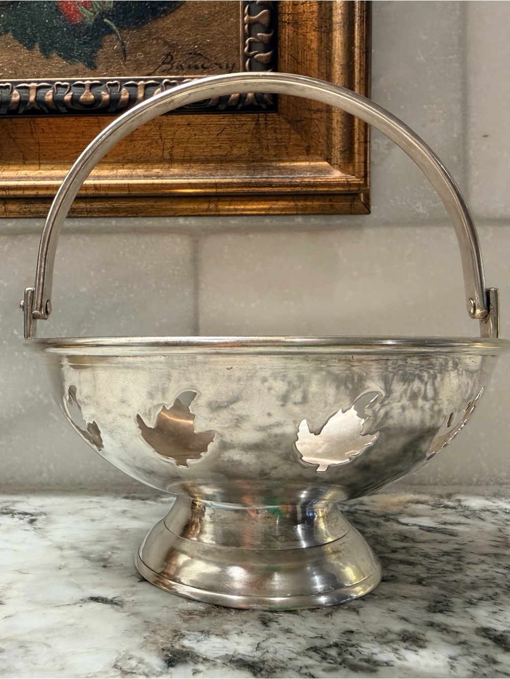 Vintage Silver Plated Fall Leaf Accent Decorative Metal Basket w/ Moving Handle